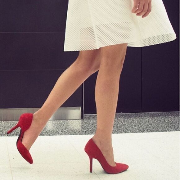 NEW BCBGeneration come get me Heels - Picture 1 of 6